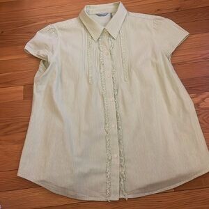 EUC Izod Green and White Button Down. XL